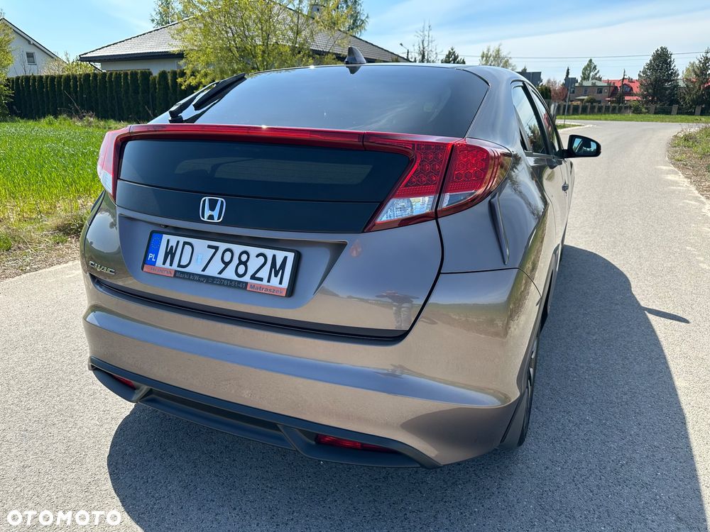Honda Civic 1.8 Lifestyle - 11