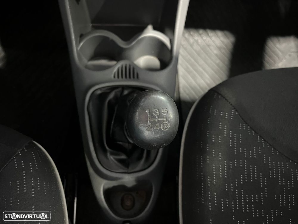 Peugeot 107 1.0 Trendy - 18