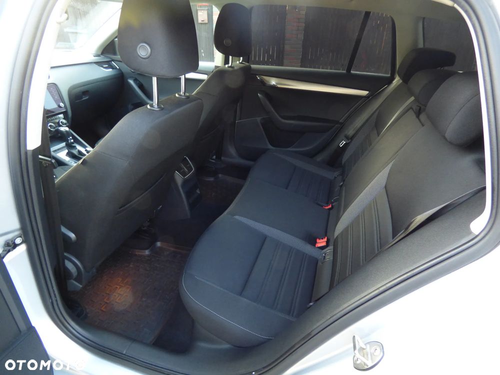 Skoda Octavia - 16
