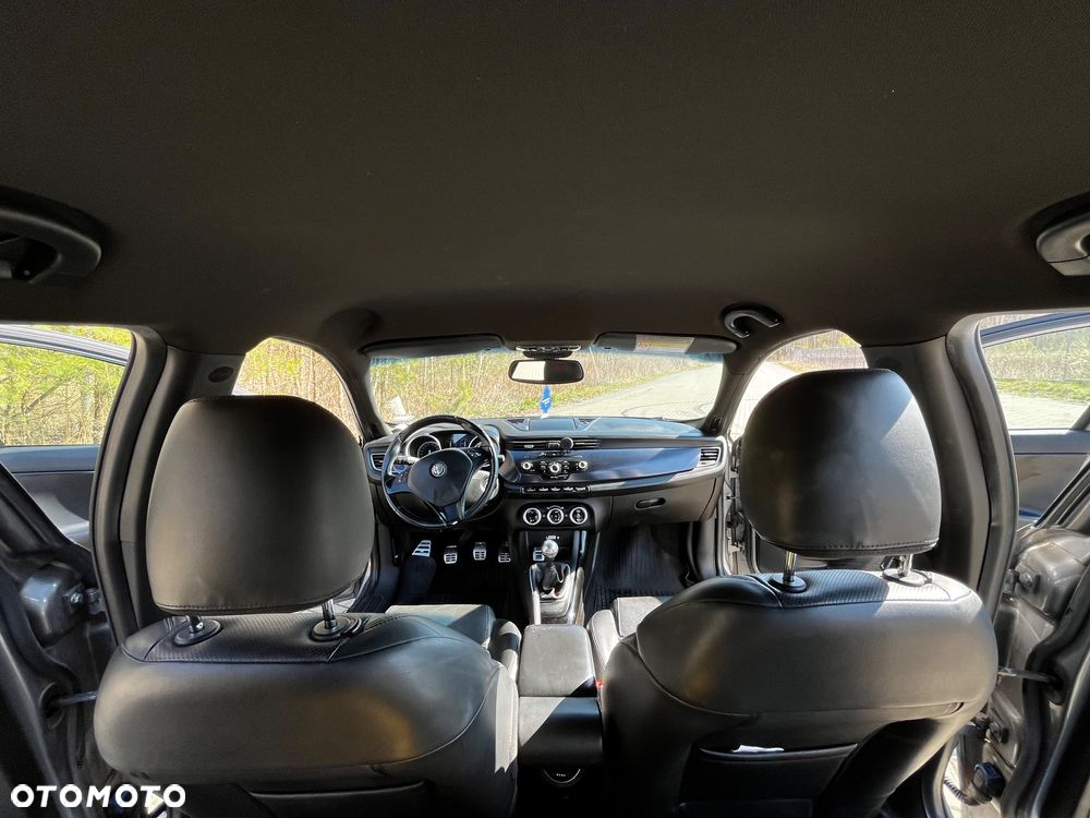 Alfa Romeo Giulietta 2.0 JTDM Distinctive - 10