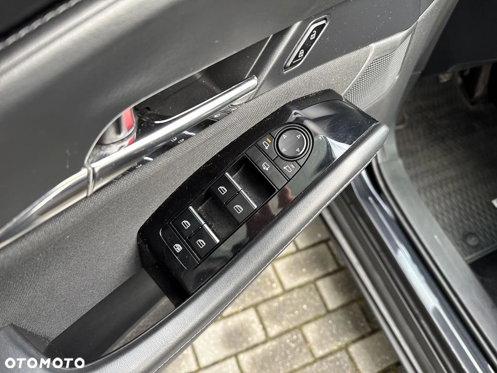 Mazda CX-30 2.0 mHEV Hikari 2WD - 15