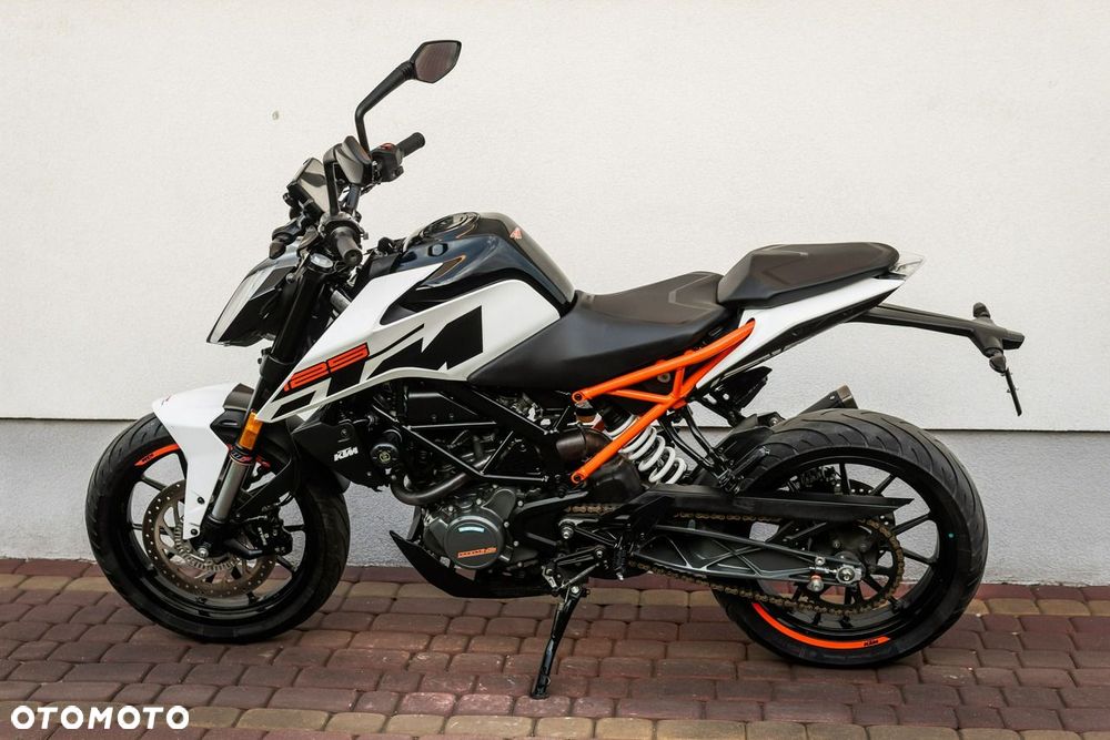 KTM Duke - 5