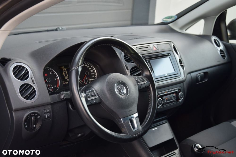 Volkswagen Golf Plus - 16
