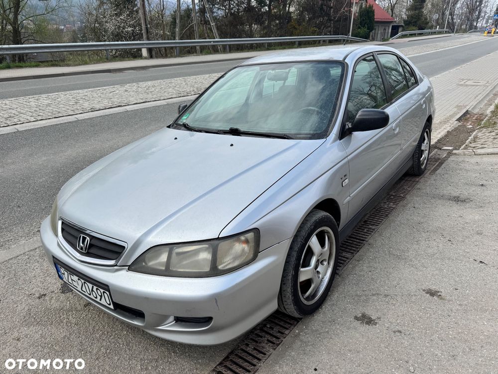 Honda Accord - 1