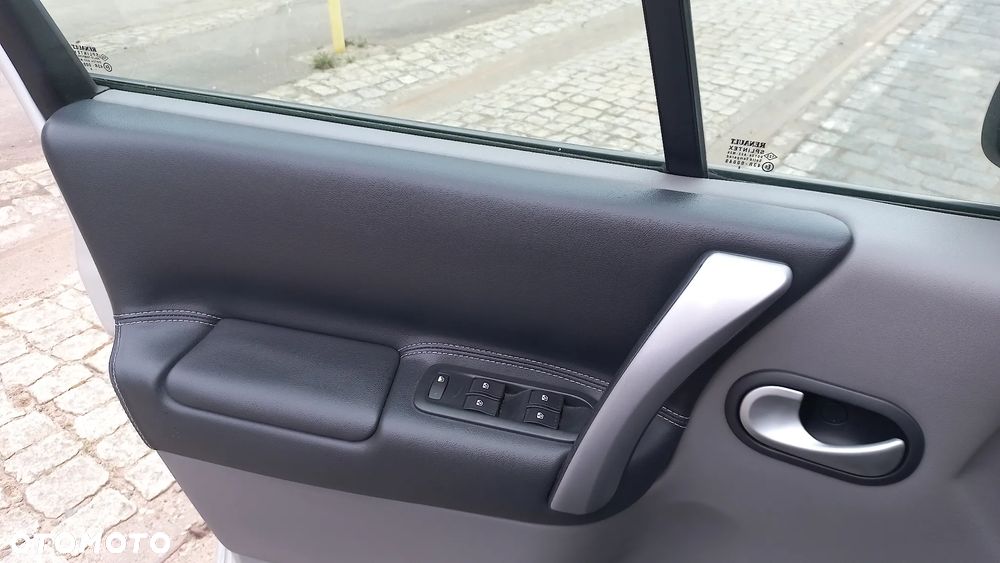 Renault Scenic 1.6 16V Authentique Euro5 - 12