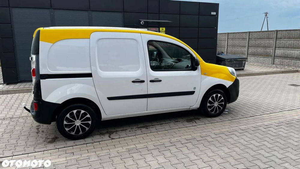 Renault 4 E-Tech - 8