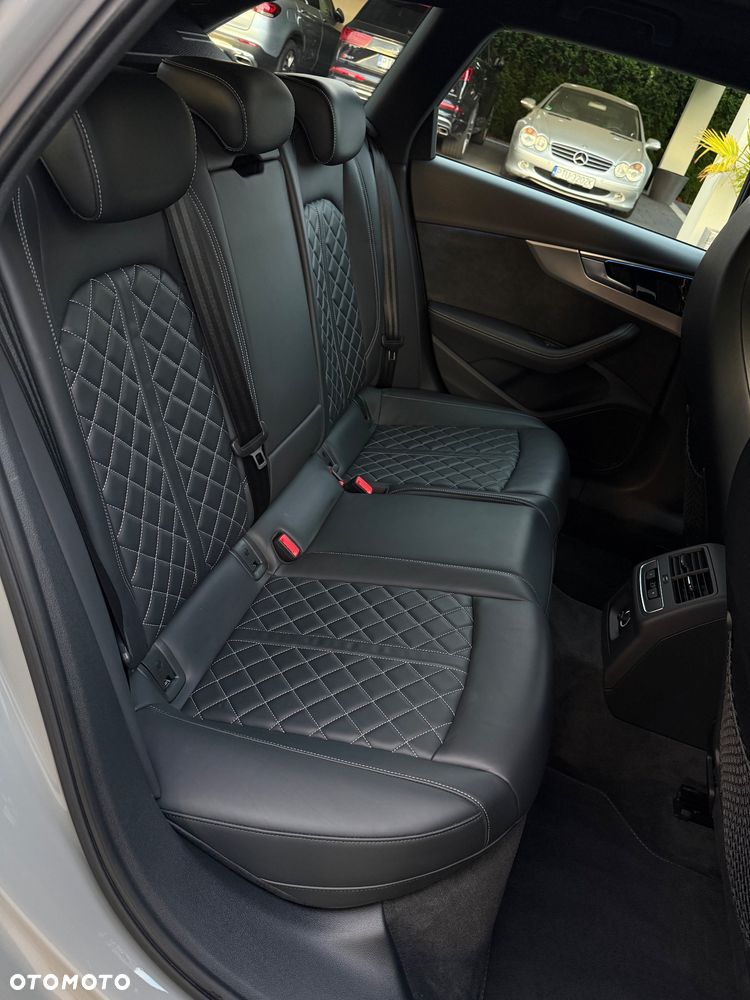 Audi A4 Avant 45 TDI quattro tiptronic S line - 34