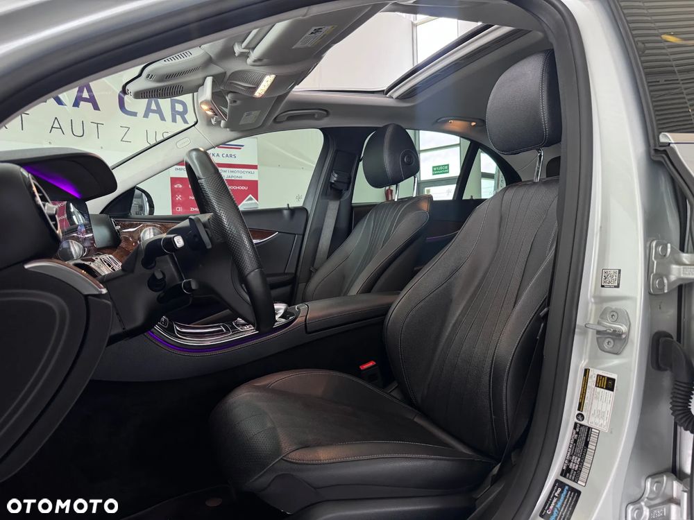 Mercedes-Benz Klasa E 300 9G-TRONIC - 12