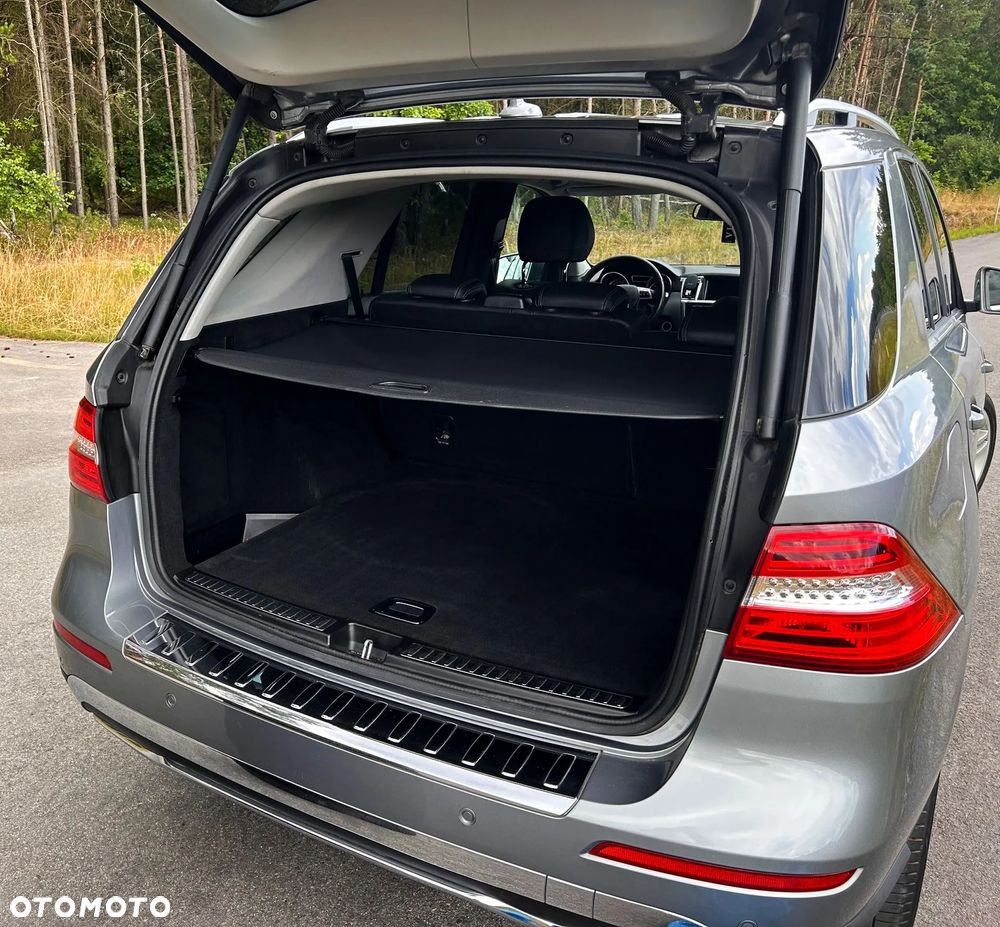 Mercedes-Benz ML 350 BlueTec 4-Matic - 13