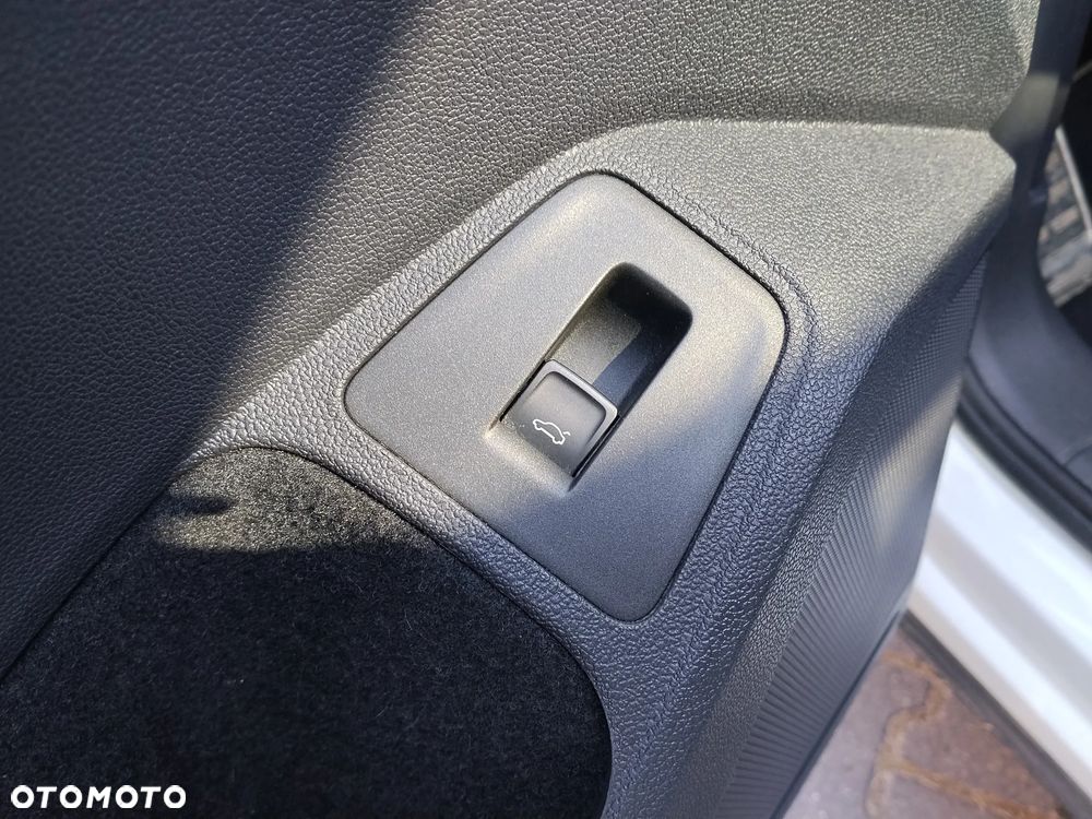 Volkswagen Tiguan - 18