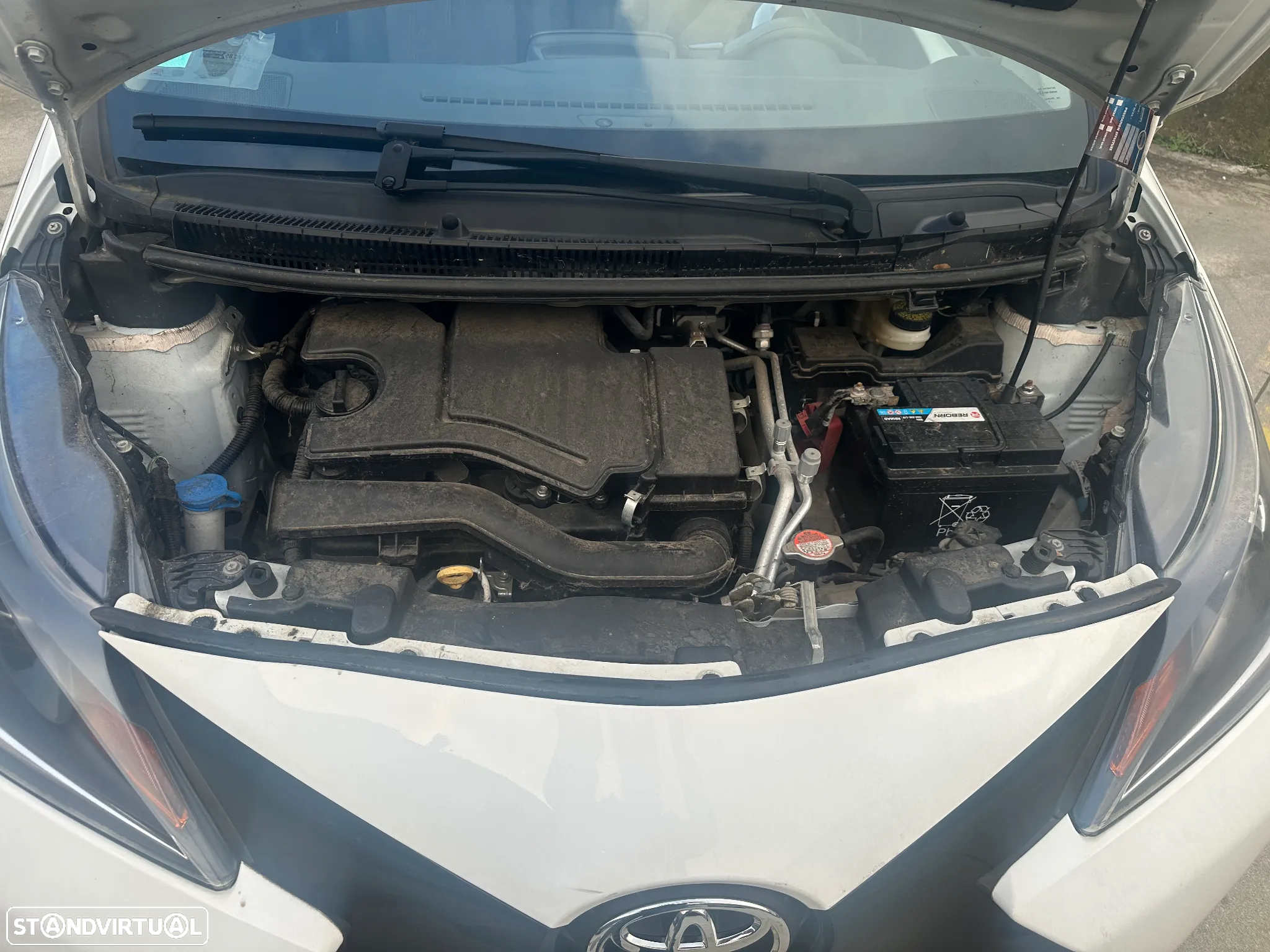 TOYOTA AYGO 1.0 ( B4 ) WAVW ( CABRIO ) DE 2018 EM CENTRO DE ABATE - 11