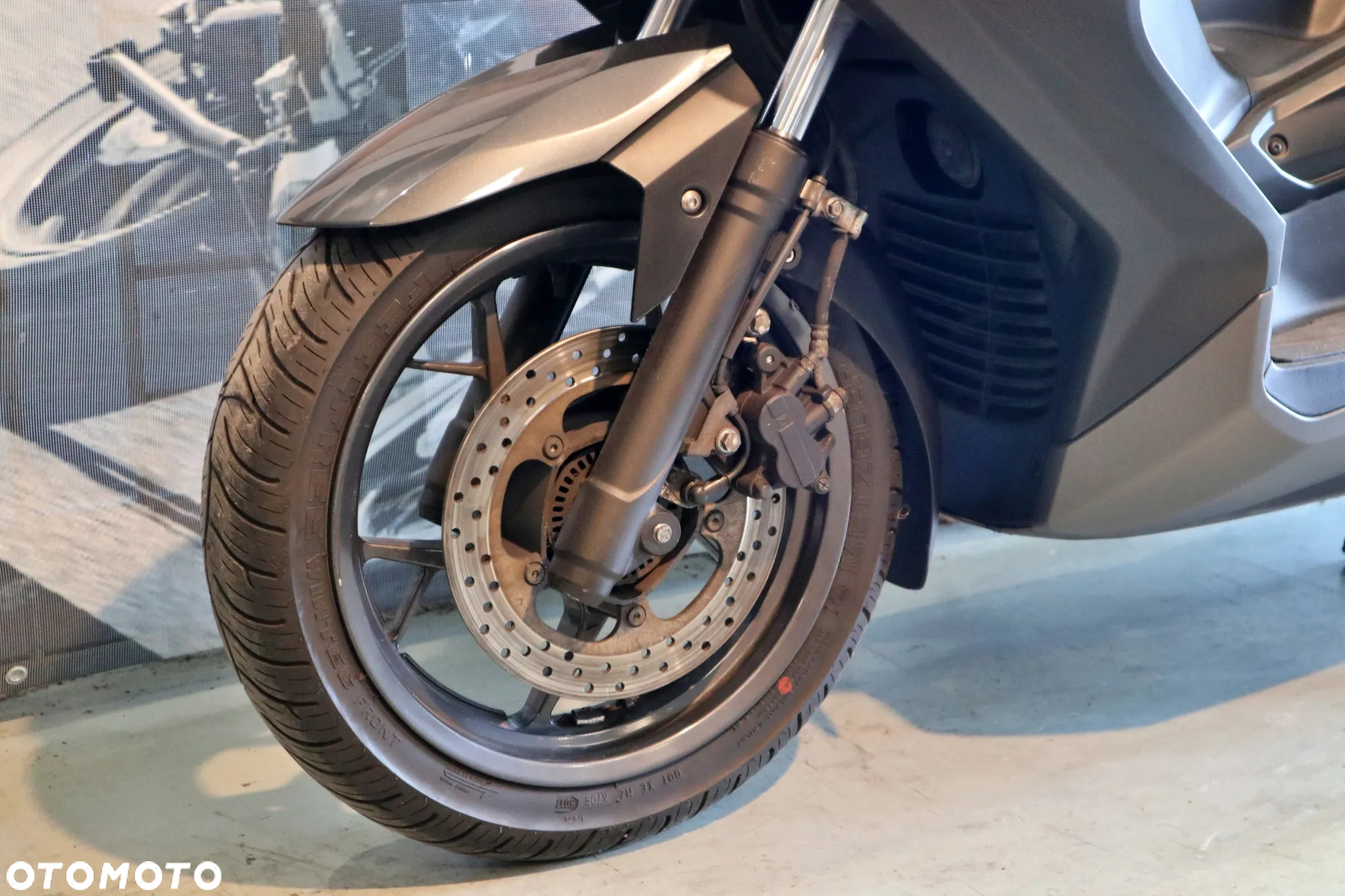 Yamaha X-max - 3