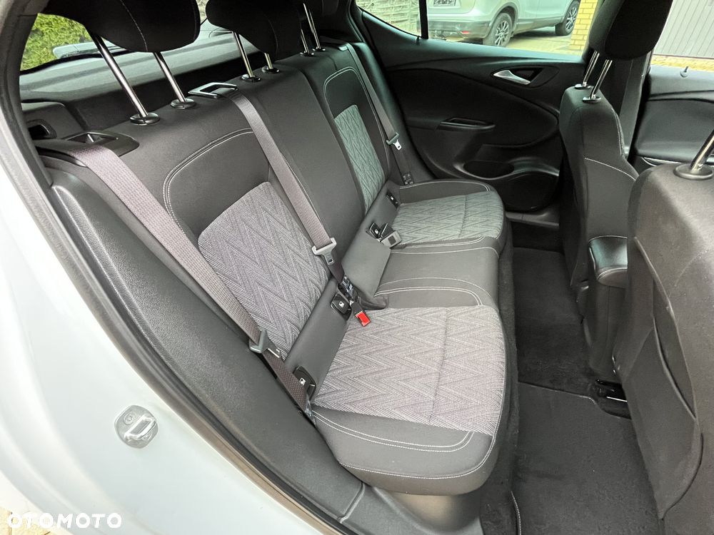 Opel Astra 1.2 Turbo Start/Stop 120 Jahre - 13