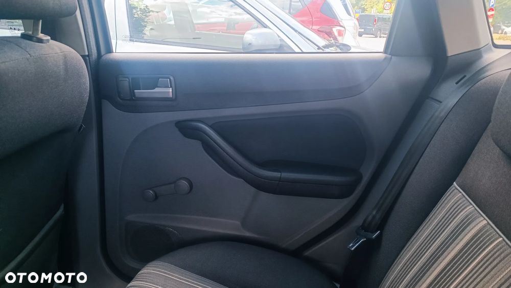 Ford Focus 1.8 TDCi Silver X - 12