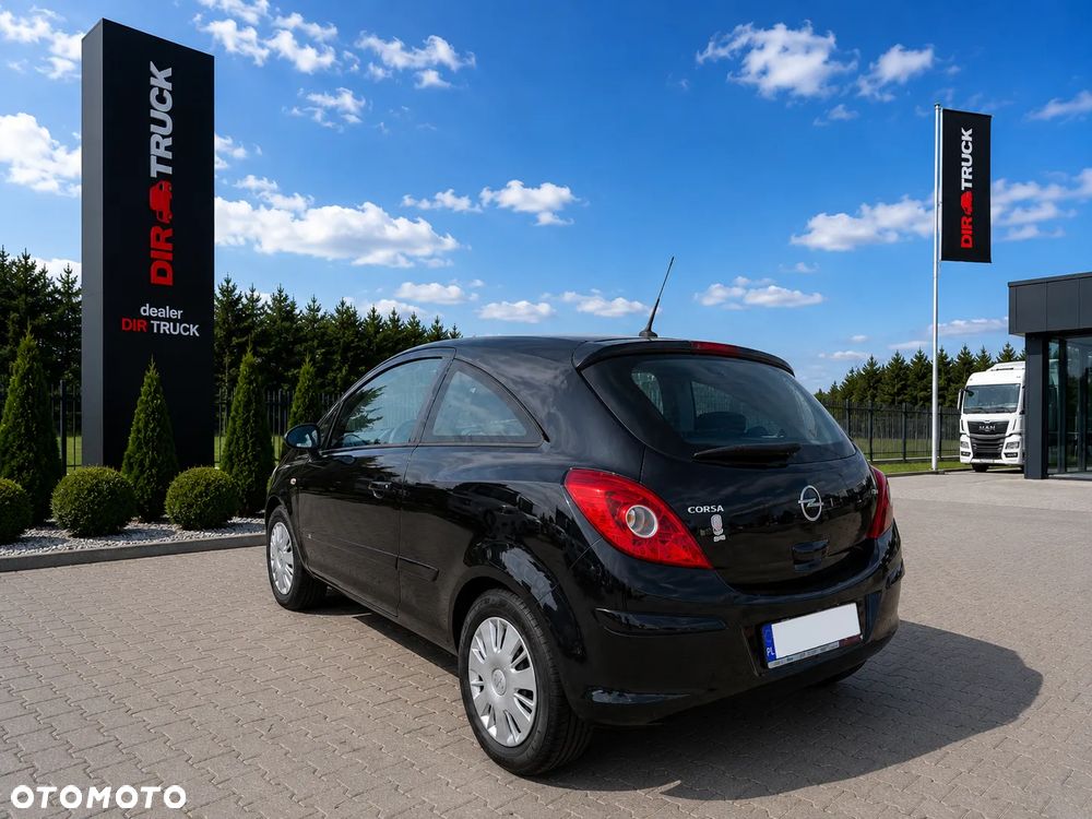 Opel Corsa 1.2 16V Cosmo - 7