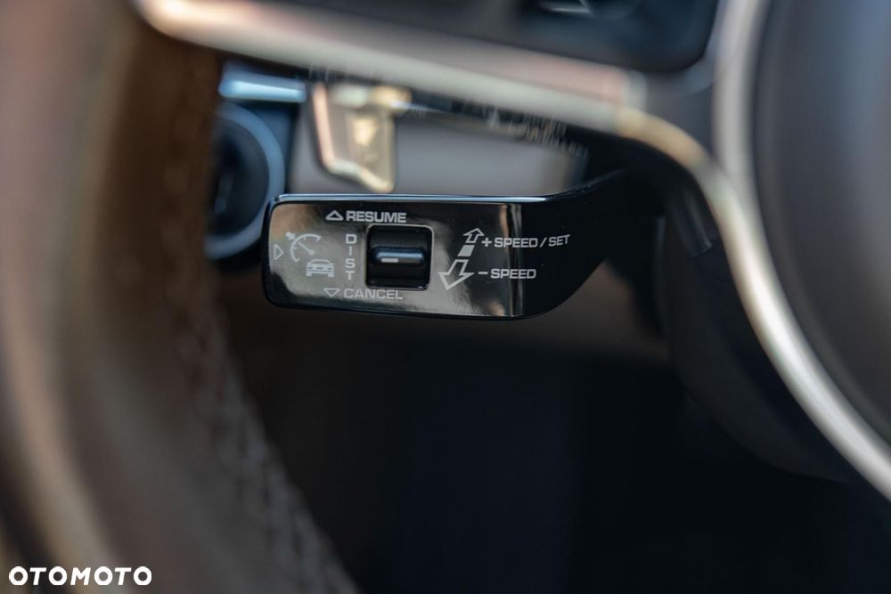 Porsche Panamera 4 E-Hybrid - 19