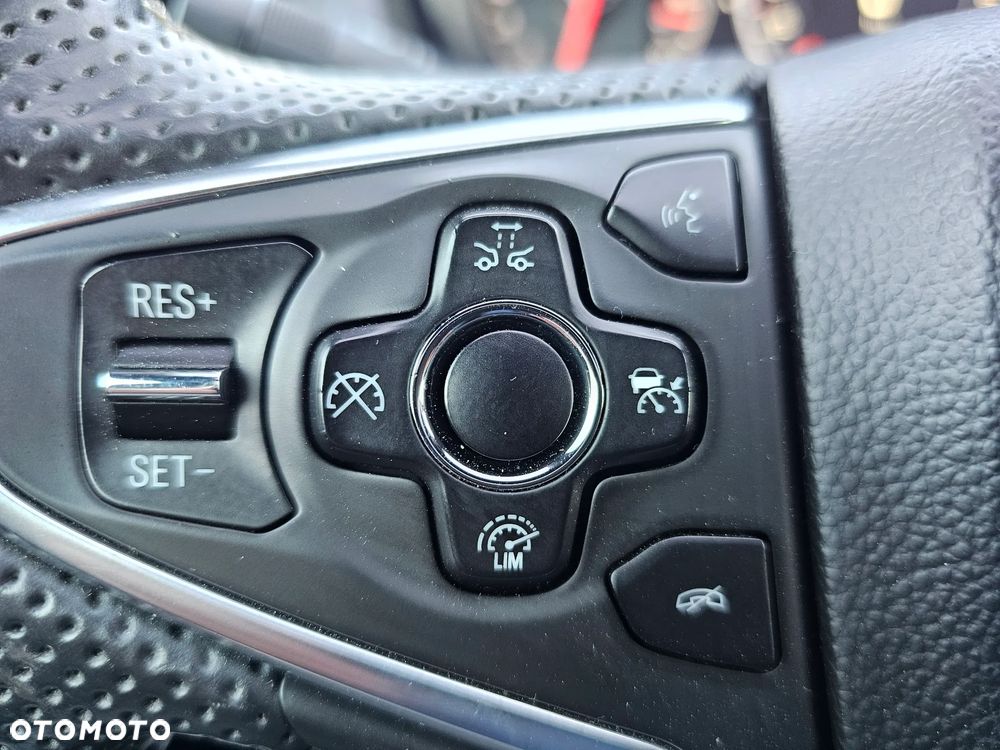 Opel Insignia 2.8 V6 Turbo 4x4 OPC - 31