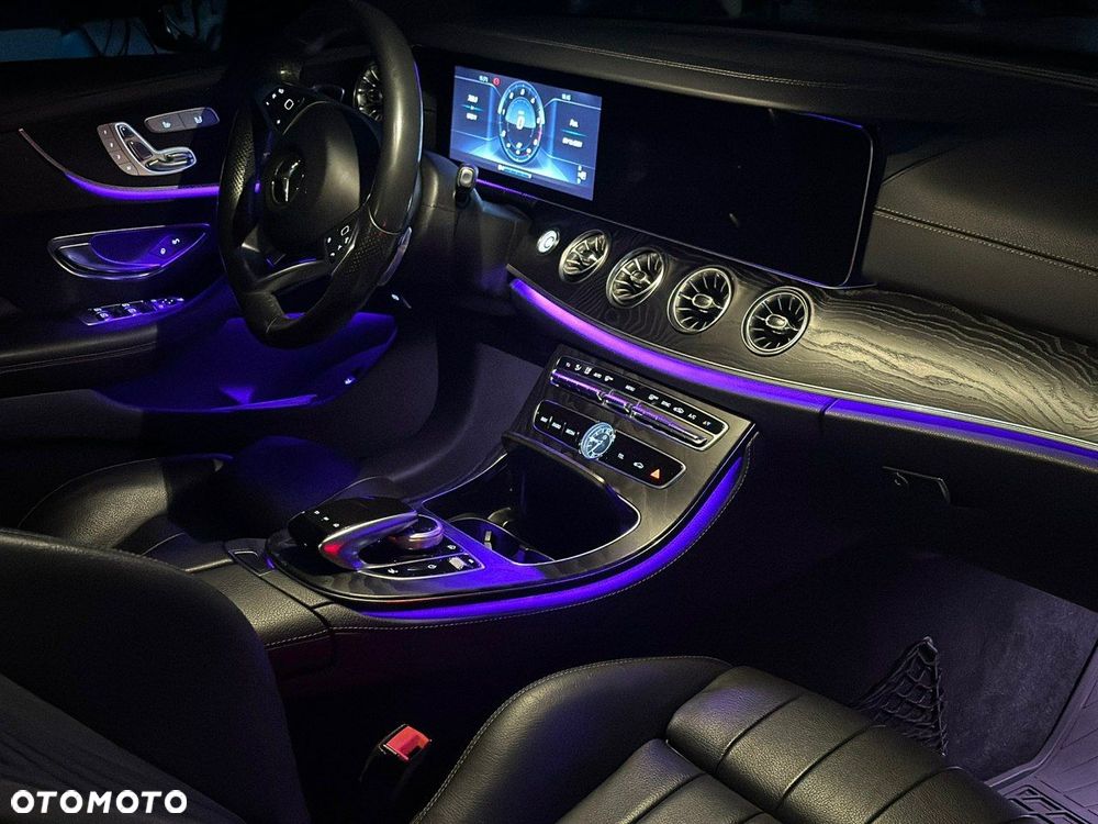 Mercedes-Benz Klasa E - 28