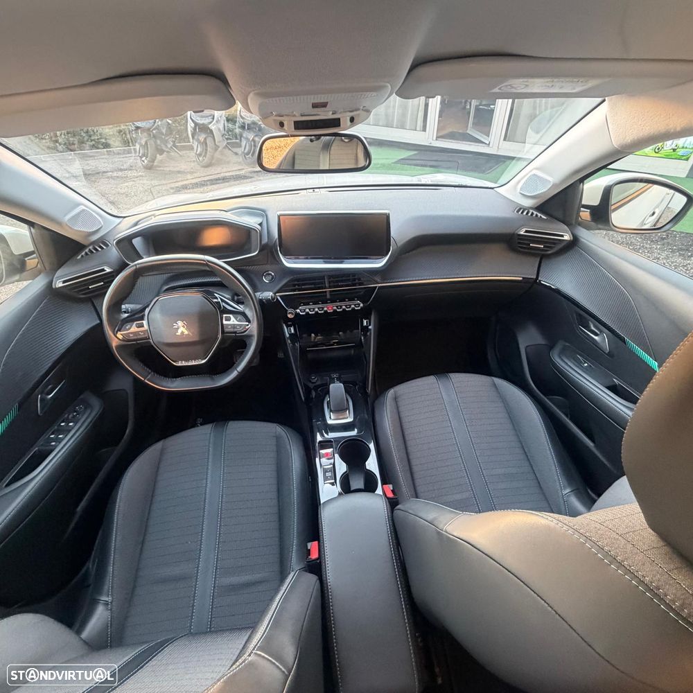 Peugeot e-208 Allure+ - 34