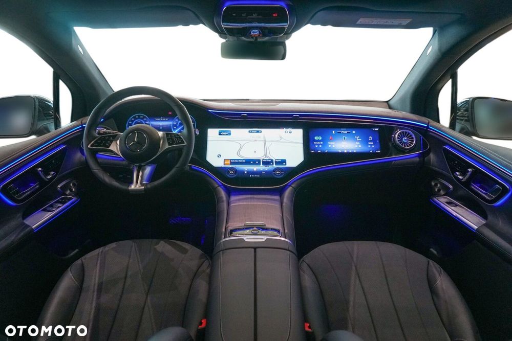 Mercedes-Benz EQE - 7