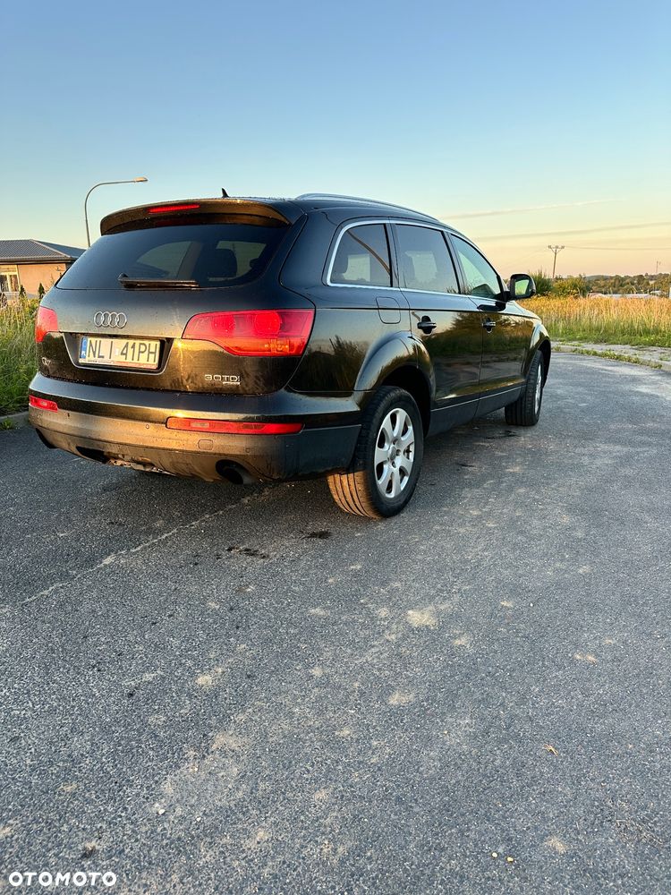 Audi Q7 3.0 TDI Quattro Tiptronic - 5