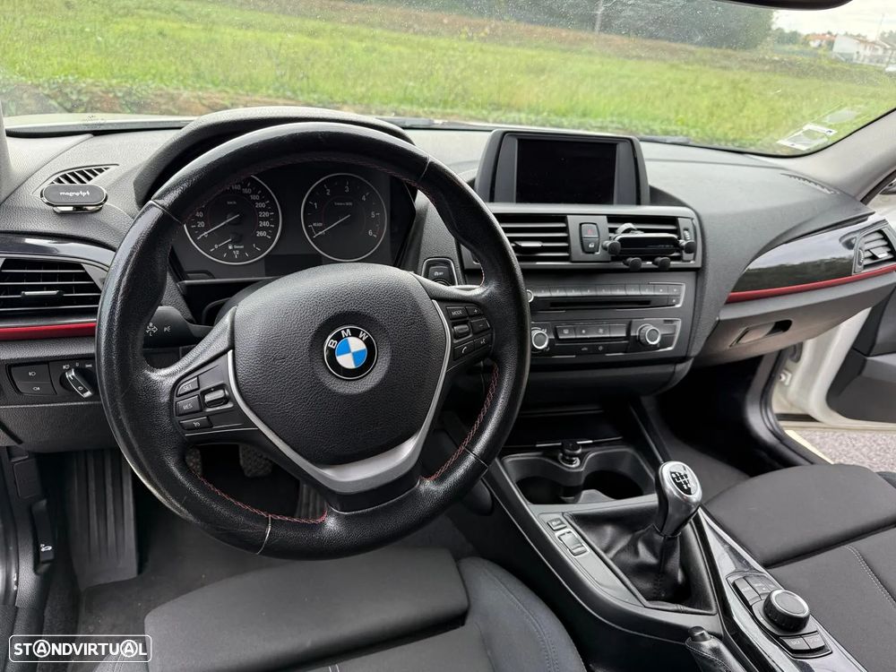 BMW 116 d EDynamics Line Sport - 8