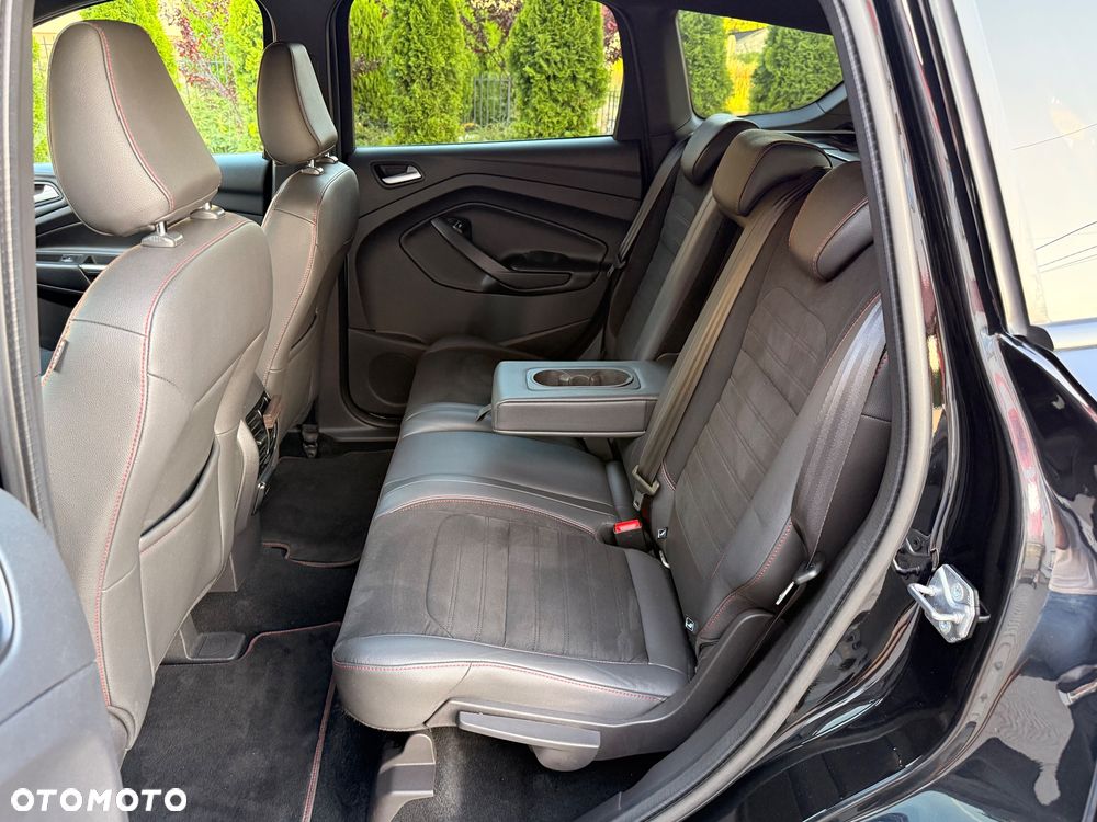 Ford Kuga 2.0 TDCi FWD ST-Line - 26