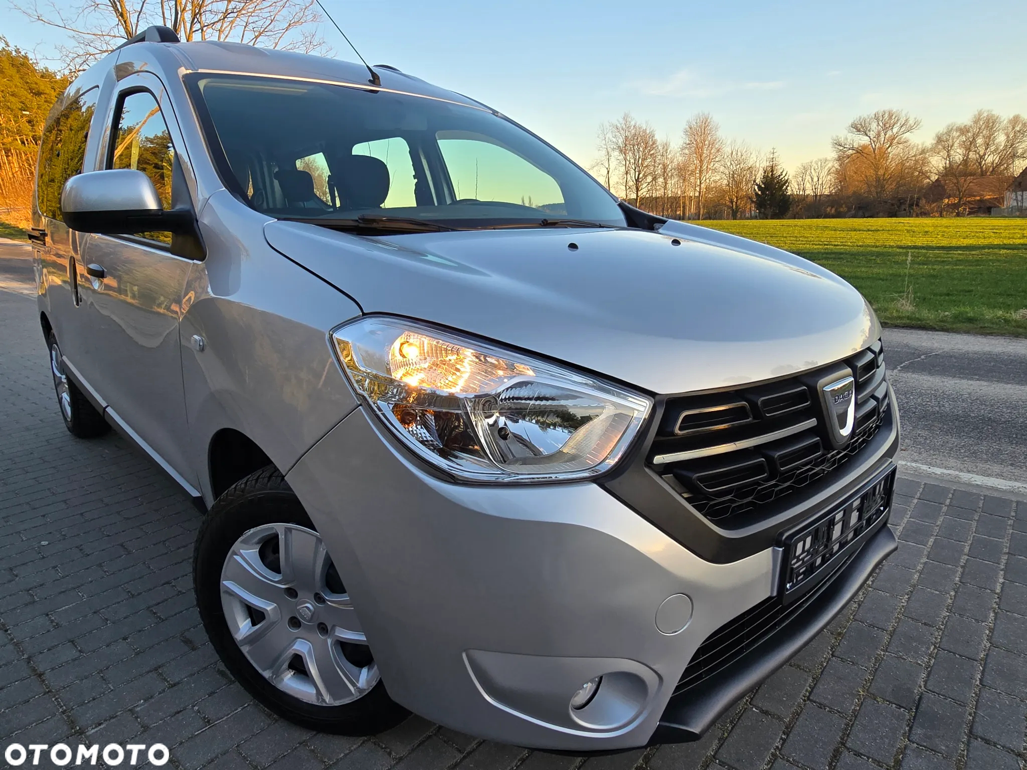 Dacia Dokker 1.6 SCe Laureate - 16