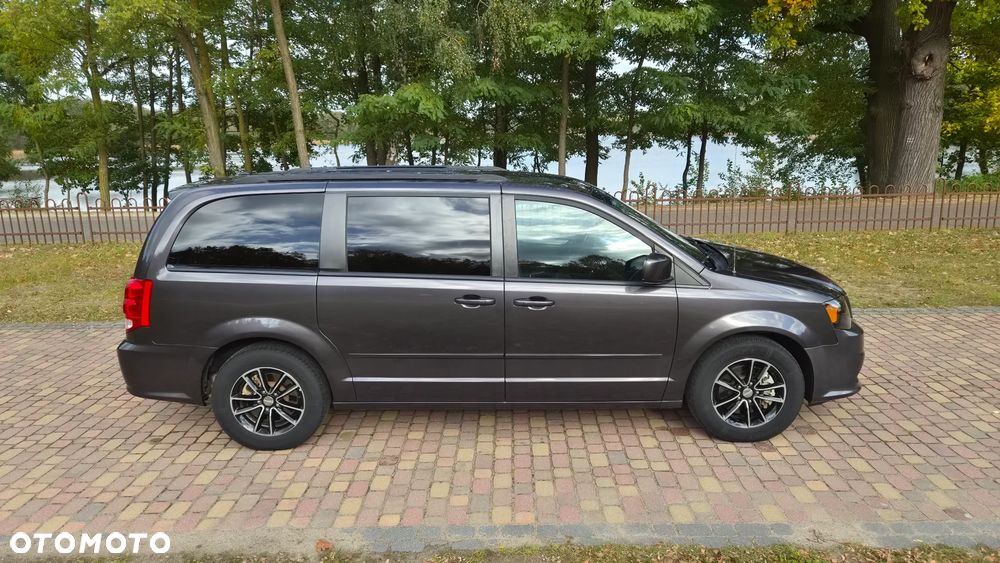 Dodge Grand Caravan 2017 photo 5