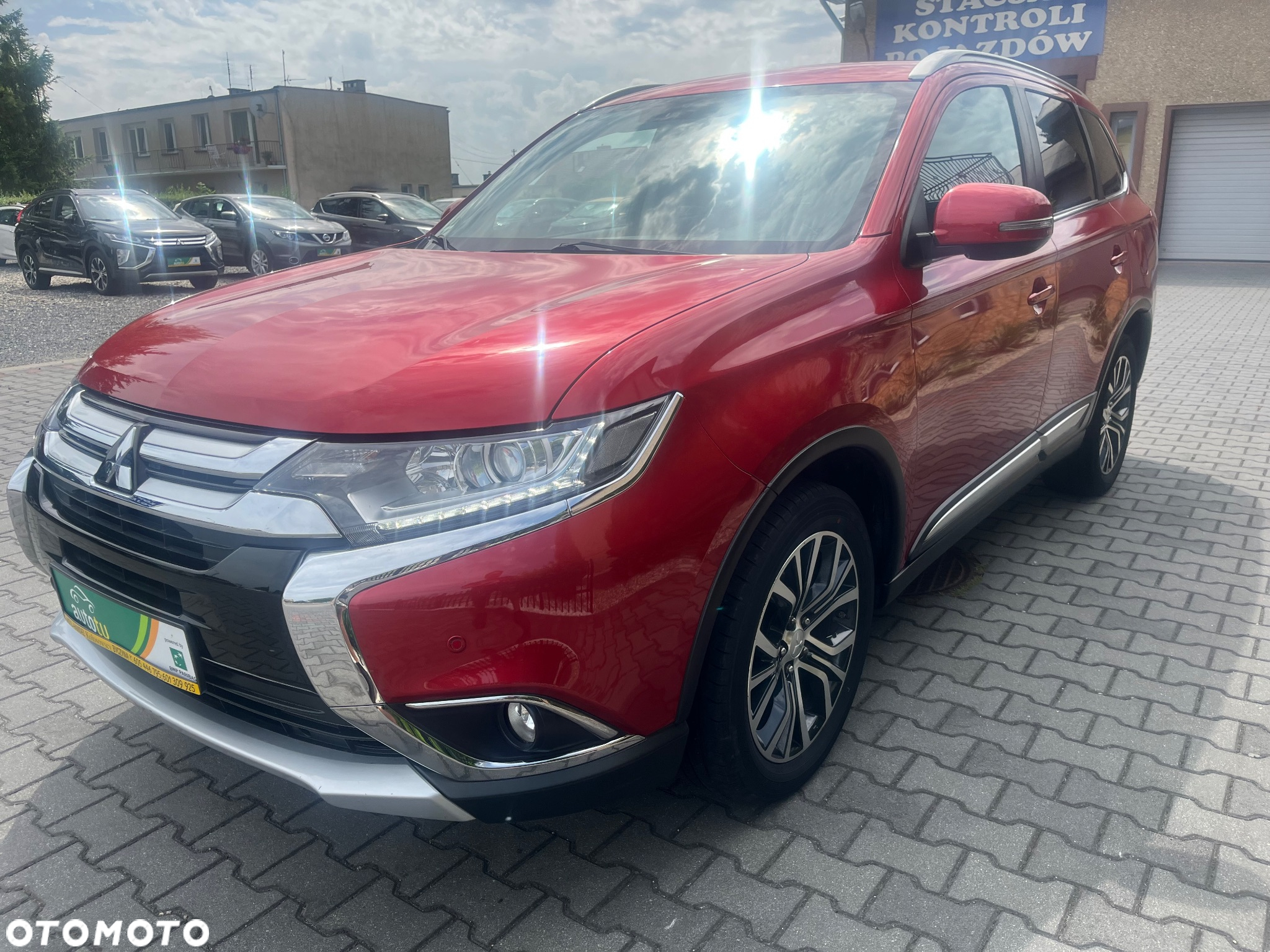 Mitsubishi Outlander 2.0 2WD CVT Diamant Edition+ - 2