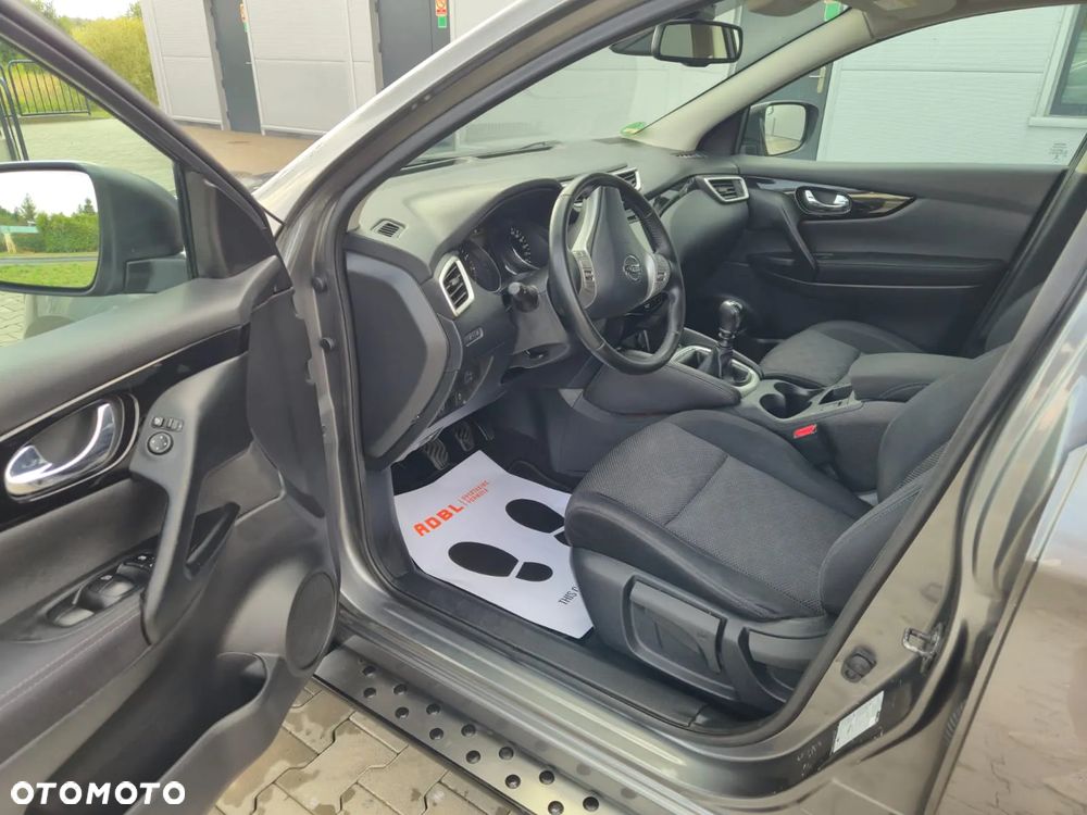 Nissan Qashqai 1.2 DIG-T 360 - 26