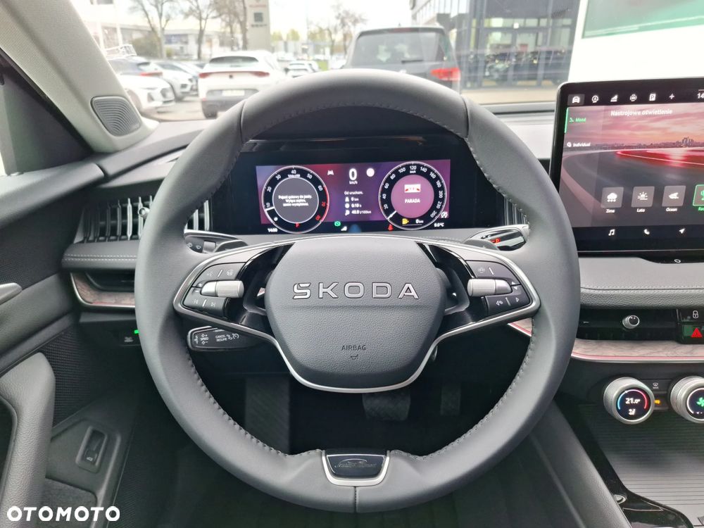 Skoda Superb 2.0 TDI SCR 4x4 L&K DSG - 23