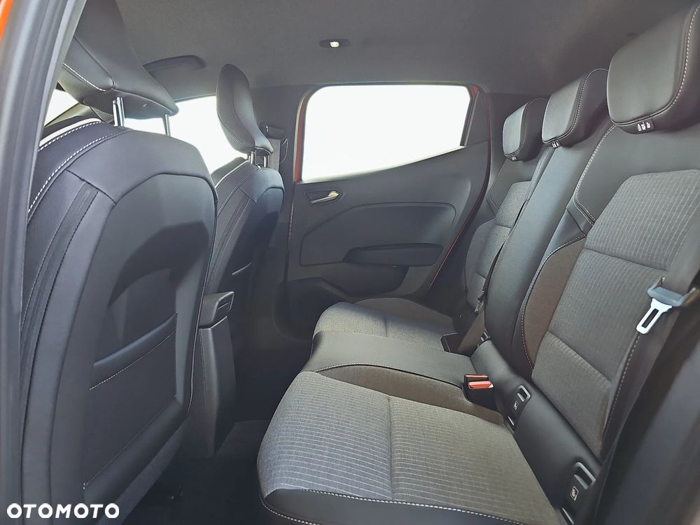 Renault Clio 1.0 TCe Techno - 11