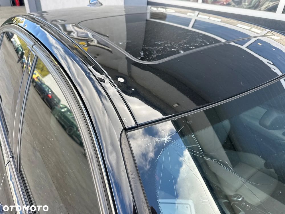 BMW Seria 3 328i xDrive Sport Line - 19