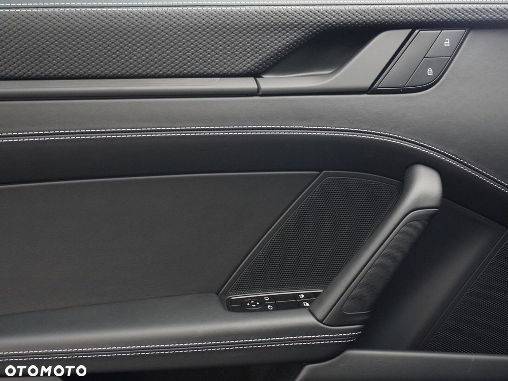 Porsche 911 GT3 Touring PDK - 22