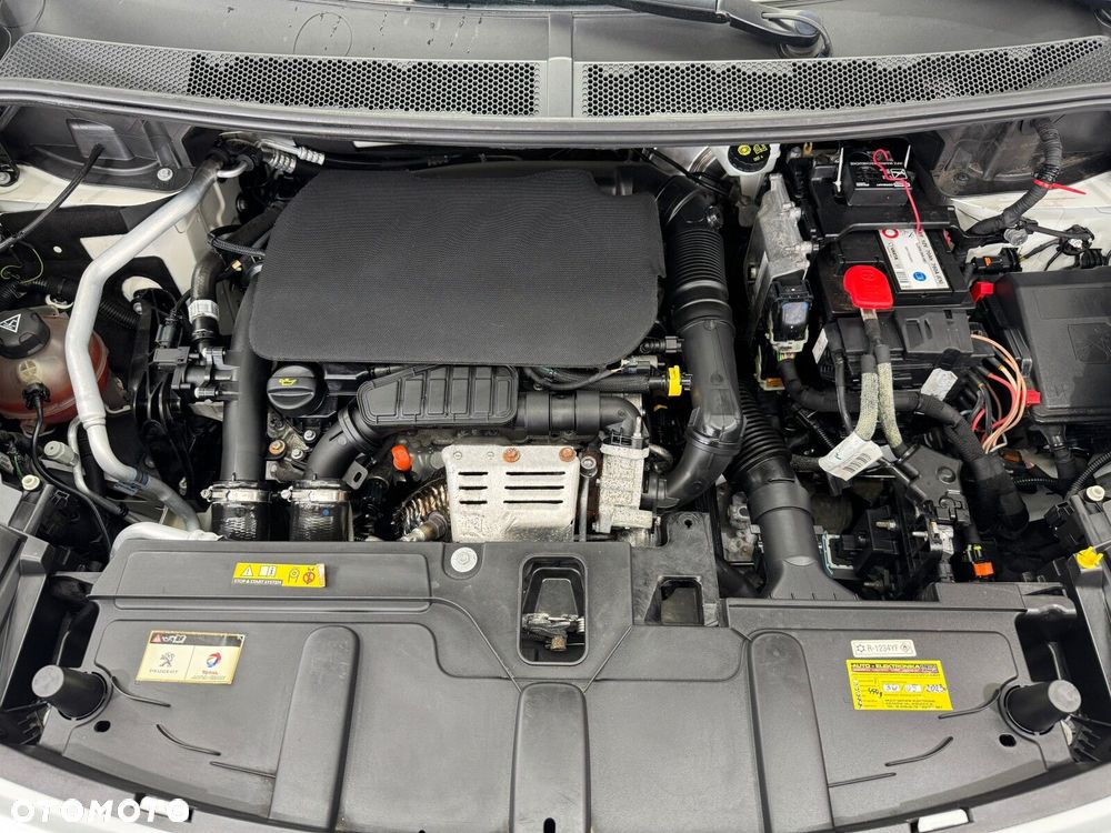 Peugeot 3008 1.2 PureTech Active - 21