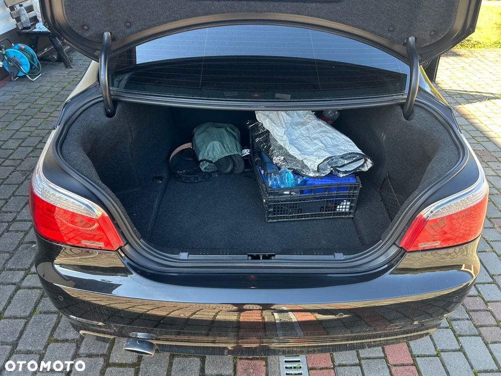 BMW Seria 5 520d Edition Lifestyle - 28