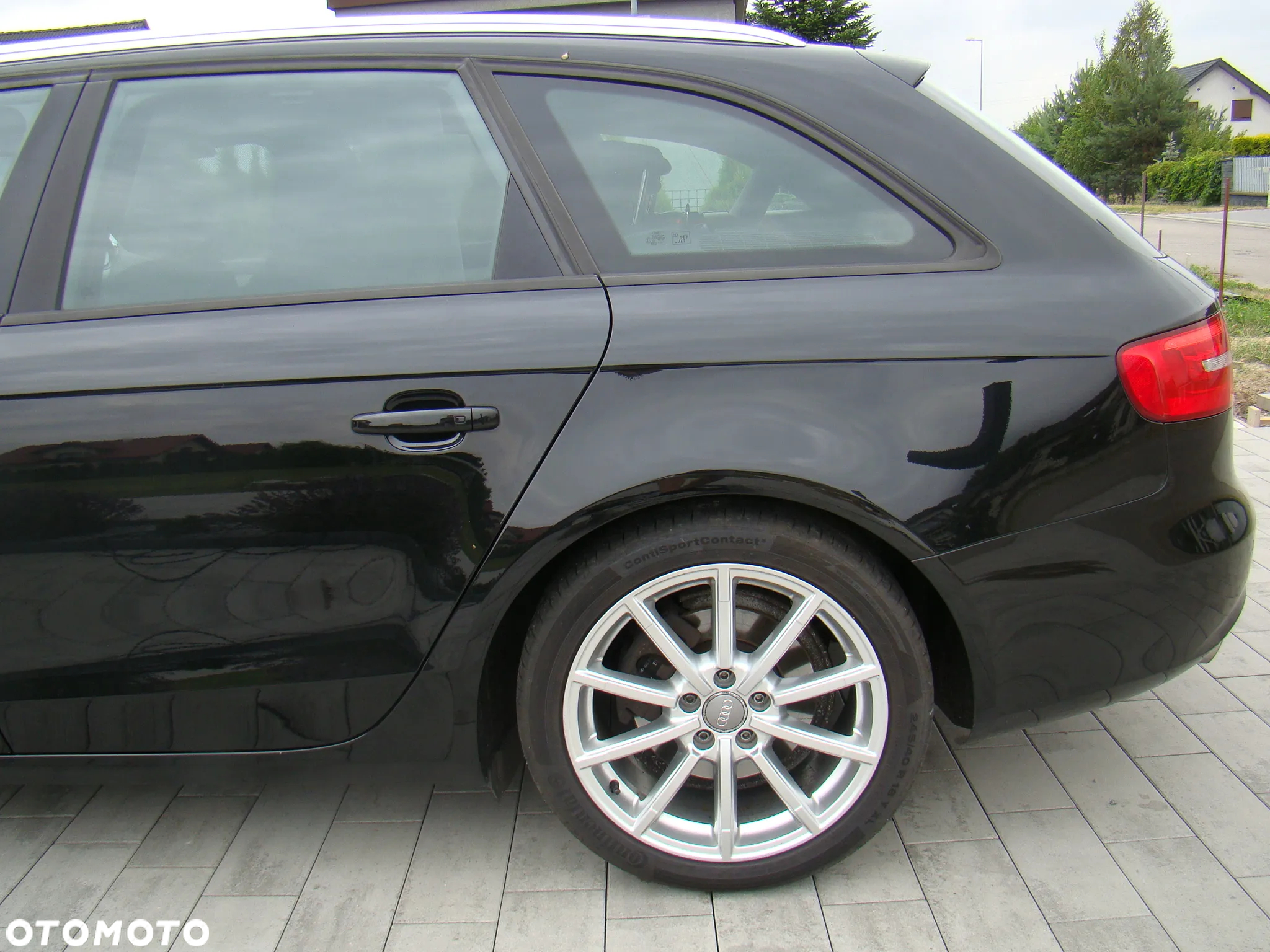 Audi A4 Avant 2.0 TDI DPF quattro S tronic S line Sportpaket - 8