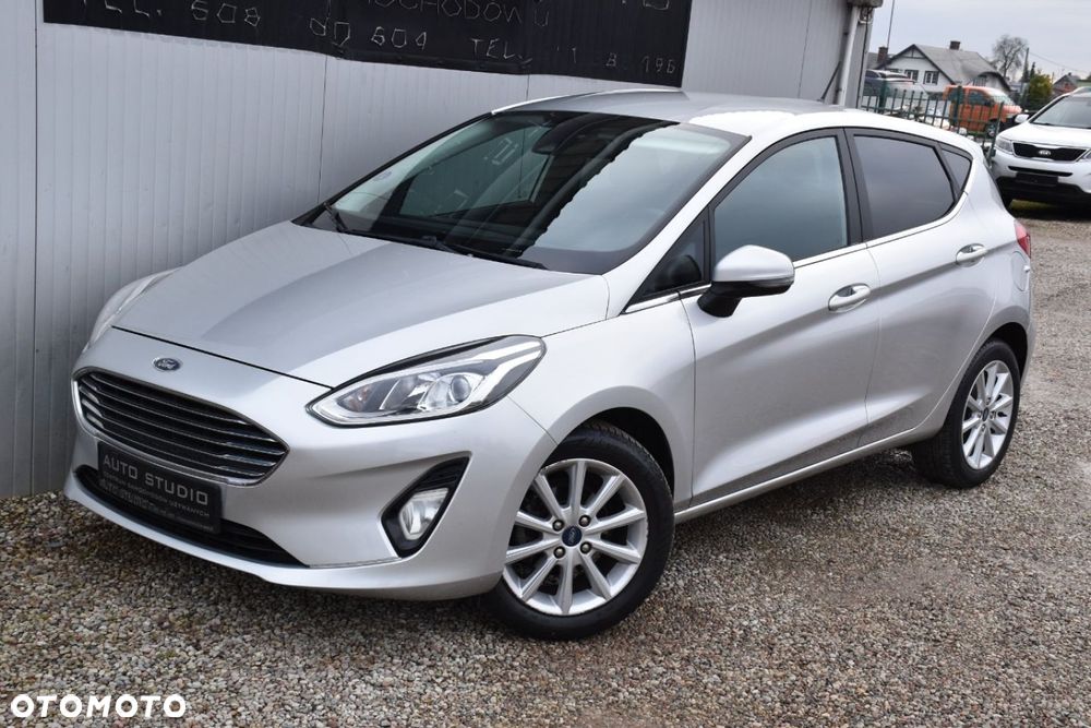 Ford Fiesta 1.0 EcoBoost S&S TITANIUM X - 38