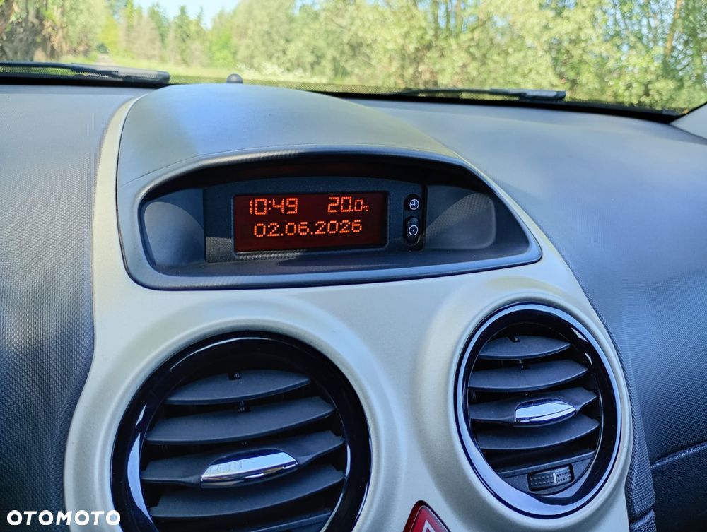 Opel Corsa - 21