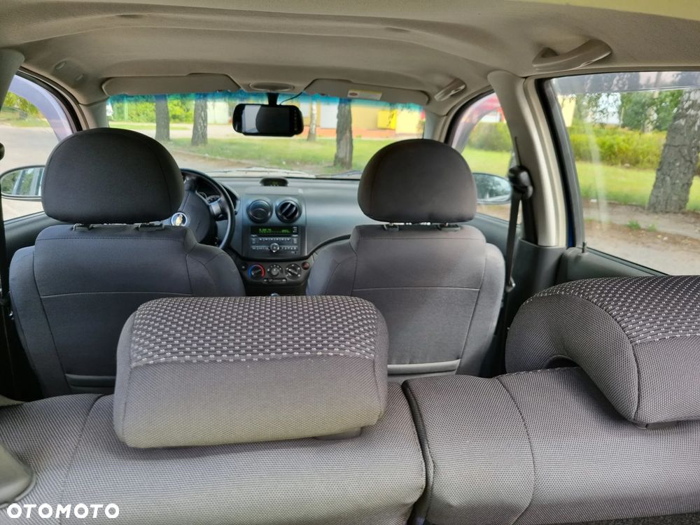 Chevrolet Aveo 1.2 16V Base - 8