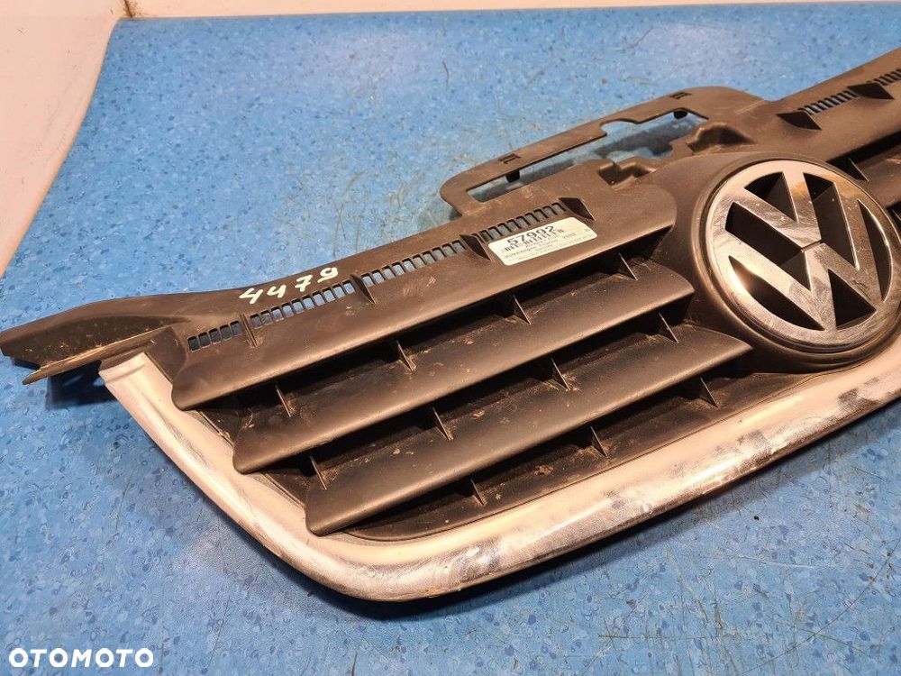 VOLKSWAGEN TOURAN I ATRAPA / GRILL - 7