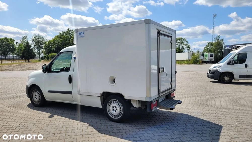 Fiat Doblo - 12
