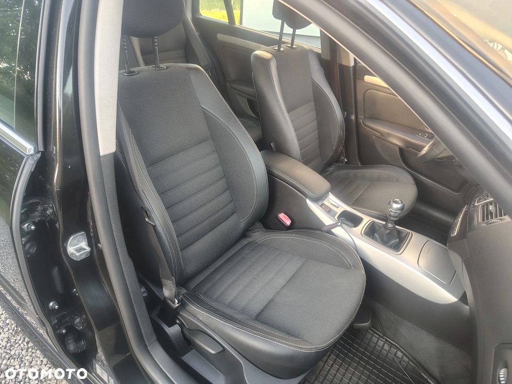 Renault Laguna 2.0 DCi Authentique - 10