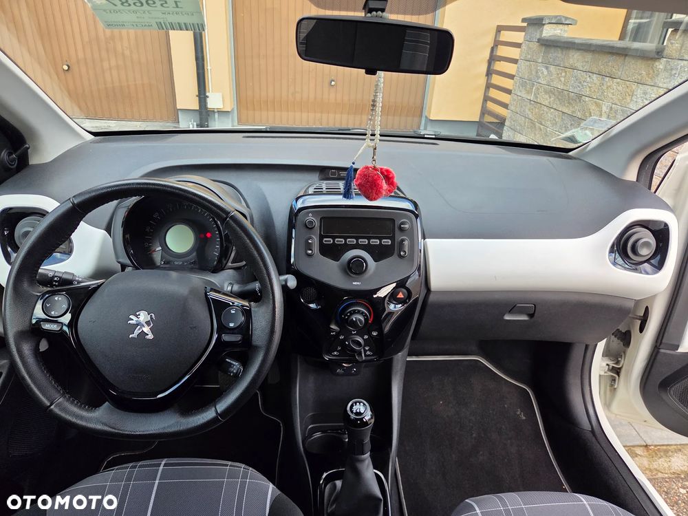 Peugeot 108 PureTech 82 Style - 26
