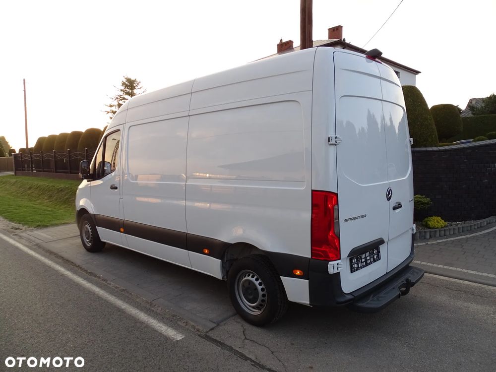 Mercedes-Benz SPRINTER - 8