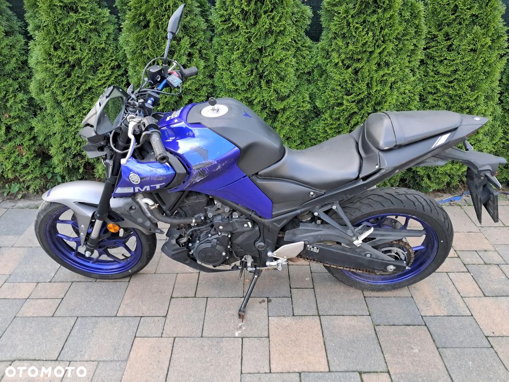 Yamaha MT - 8