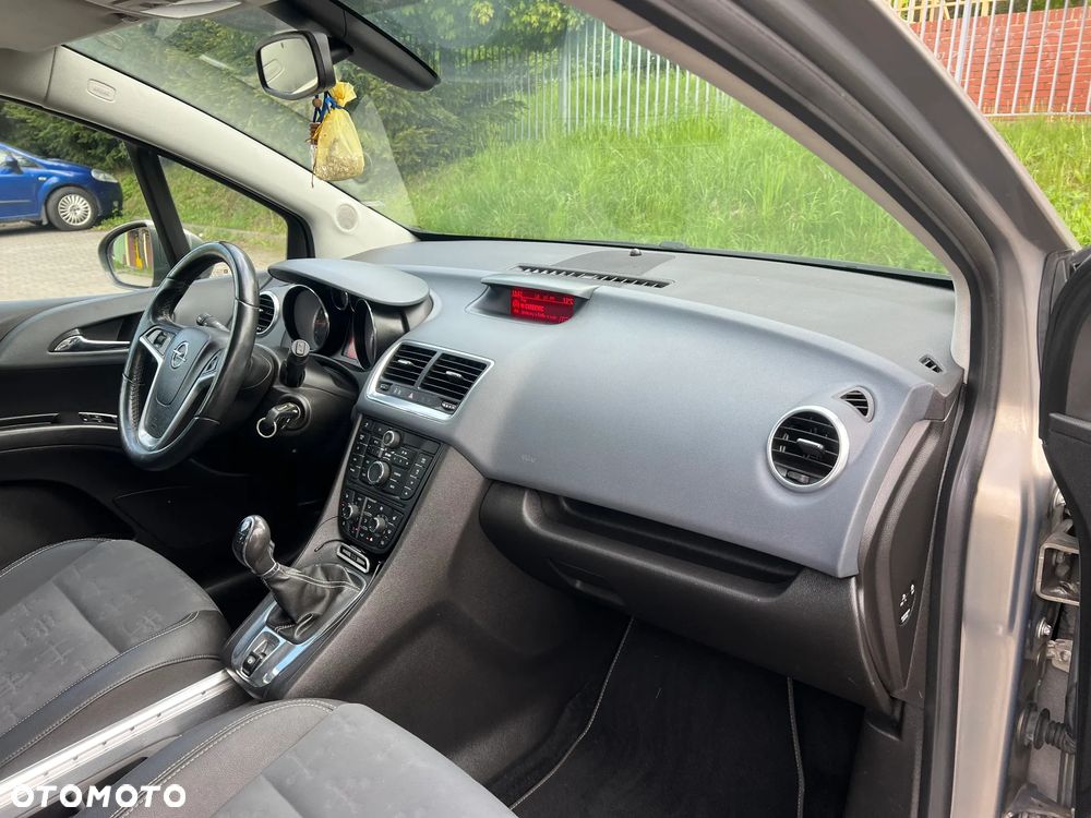 Opel Meriva 1.4 T Cosmo - 16