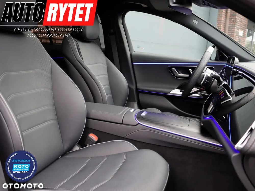 Mercedes-Benz Klasa E 220 d mHEV 4-Matic AMG 9G-Tronic - 11