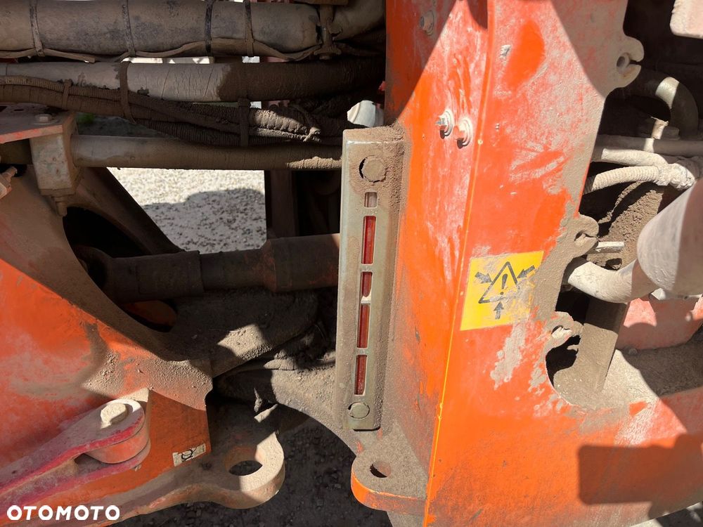 Volvo L 110 E 4X4 - 32